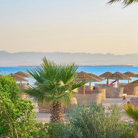 Sheraton Soma Bay Resort Hurghada Exterior photo Beach in Makadi Bay