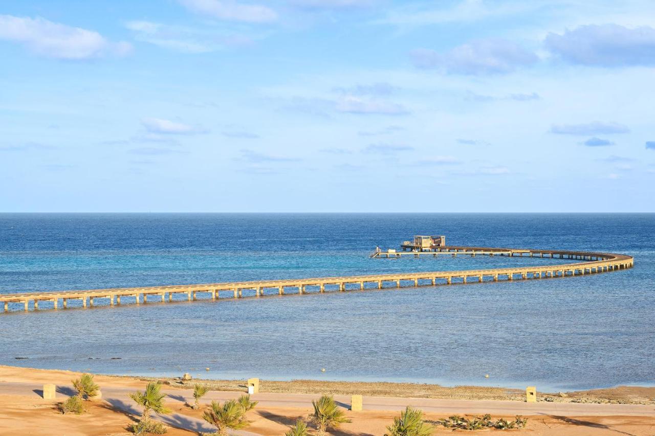 Sheraton Soma Bay Resort Hurghada Exterior photo The Red Sea at Safaga